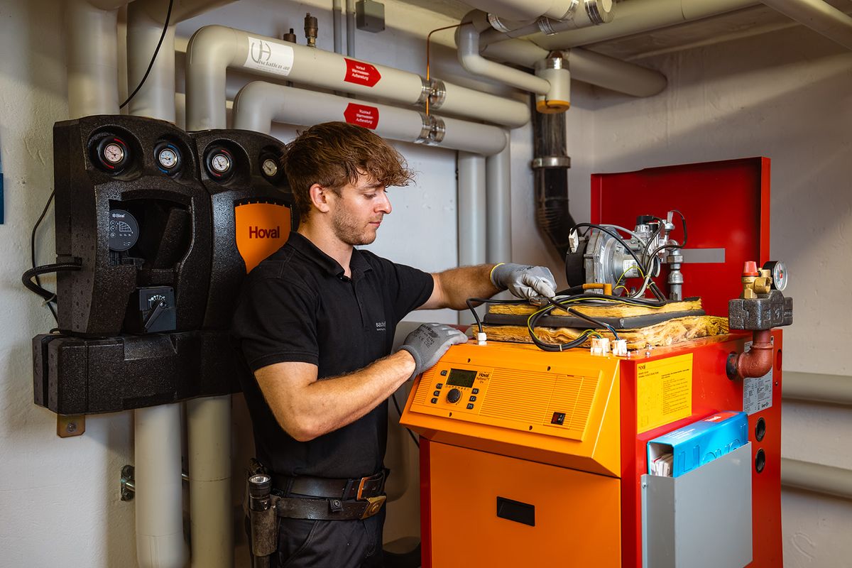 Ölheizung im Service